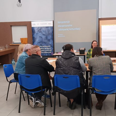 Szkolenia stacjonarne i wyjazdowe