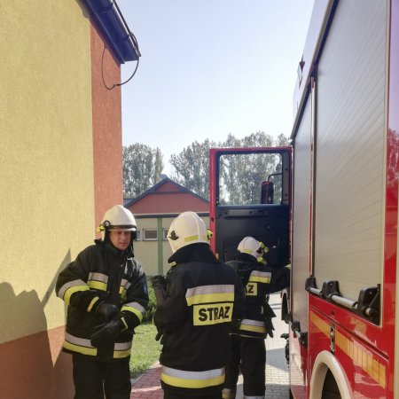 Ewakuacja Szkoły Podstawowej w Bełku