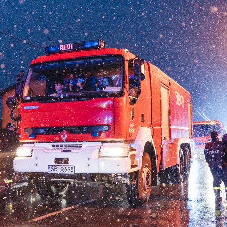 Przywitanie nowego wozu strażackiego OSP Książenice