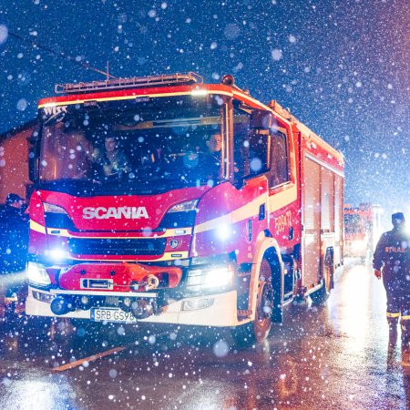 Przywitanie nowego wozu strażackiego OSP Książenice