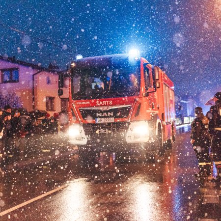 Przywitanie nowego wozu strażackiego OSP Książenice
