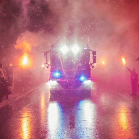 Przywitanie nowego wozu strażackiego OSP Książenice