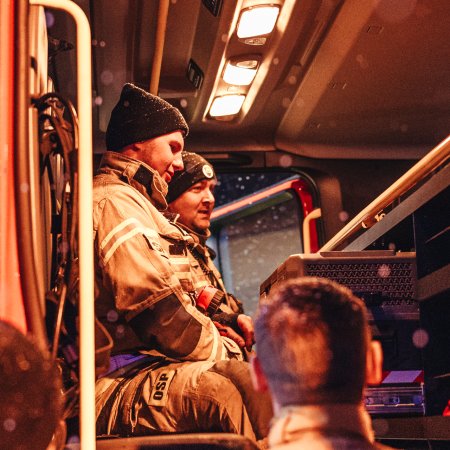 Przywitanie nowego wozu strażackiego OSP Książenice