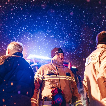 Przywitanie nowego wozu strażackiego OSP Książenice