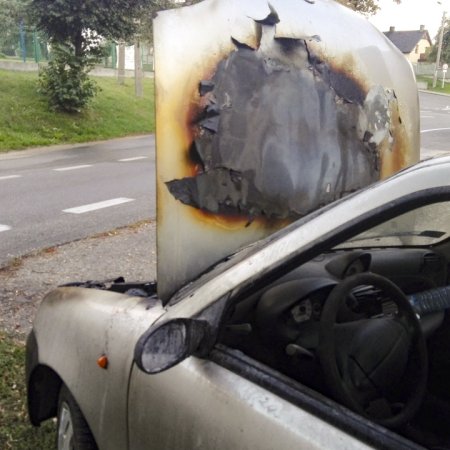 Pożar samochodu osobowego