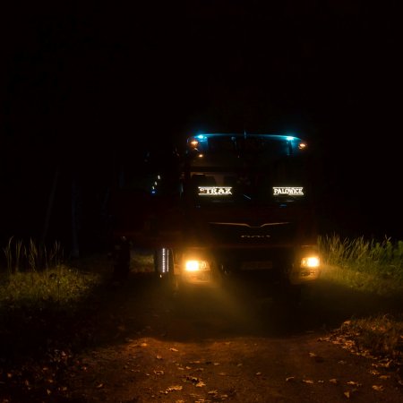 Pożar śmieci w lesie