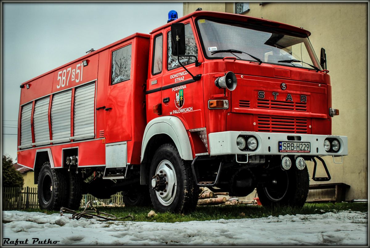 Samochód ratowniczo-gaśniczy 587[S]51 GBA 2,5/16 Star 244