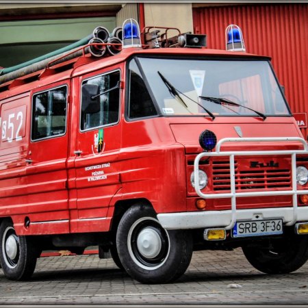 Samochód ratowniczo-gaśniczy 587[S]52 GLM 8 Żuk A-15 z motopompą PO3
