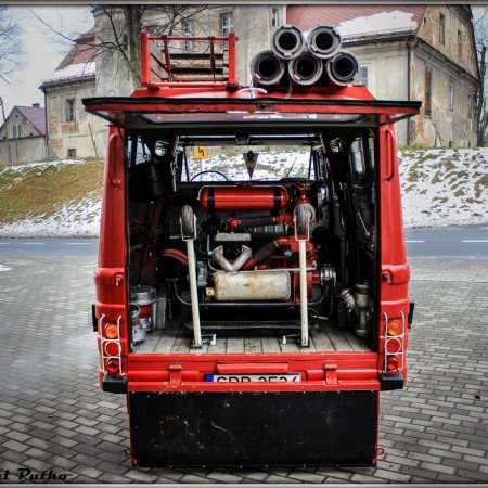 Samochód ratowniczo-gaśniczy 587[S]52 GLM 8 Żuk A-15 z motopompą PO3
