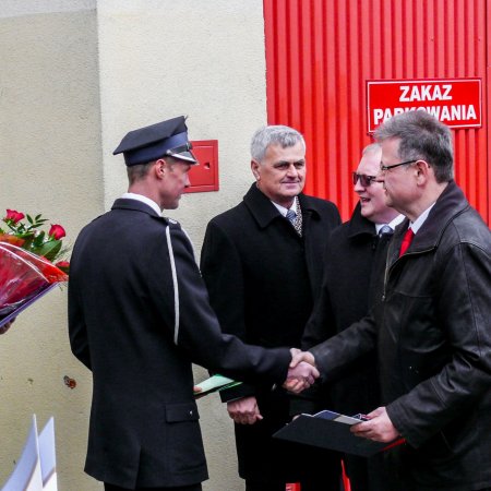 Uroczystość przekazania i poświęcenia nowego wozu strażackiego - 10 grudnia 2016
