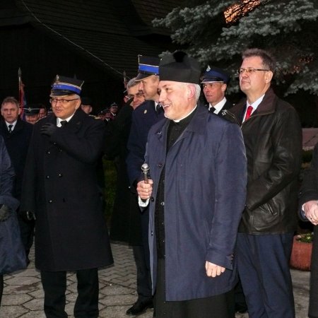 Uroczystość przekazania i poświęcenia nowego wozu strażackiego - 10 grudnia 2016
